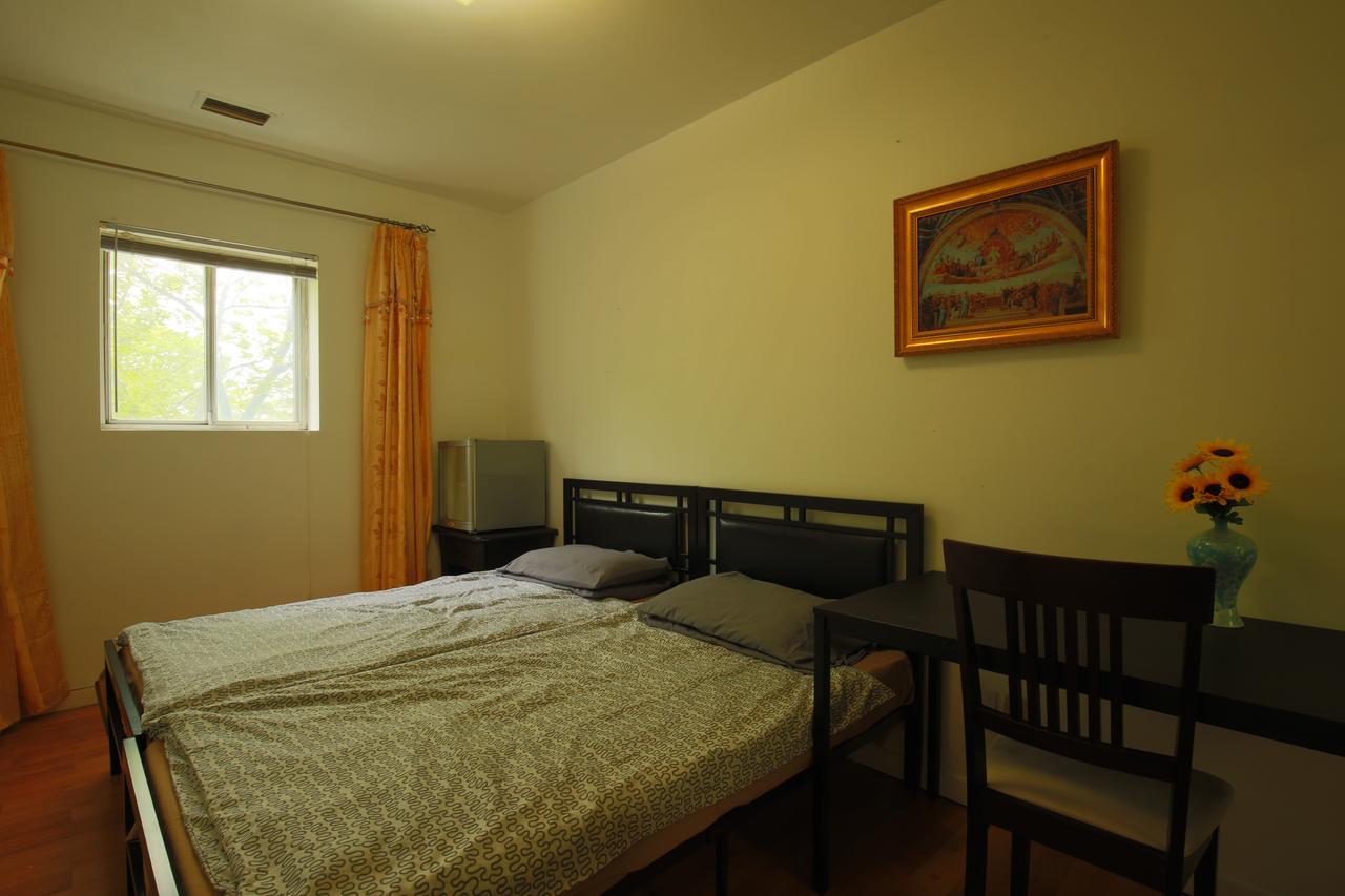 Toronto Chinatown Inn Екстериор снимка