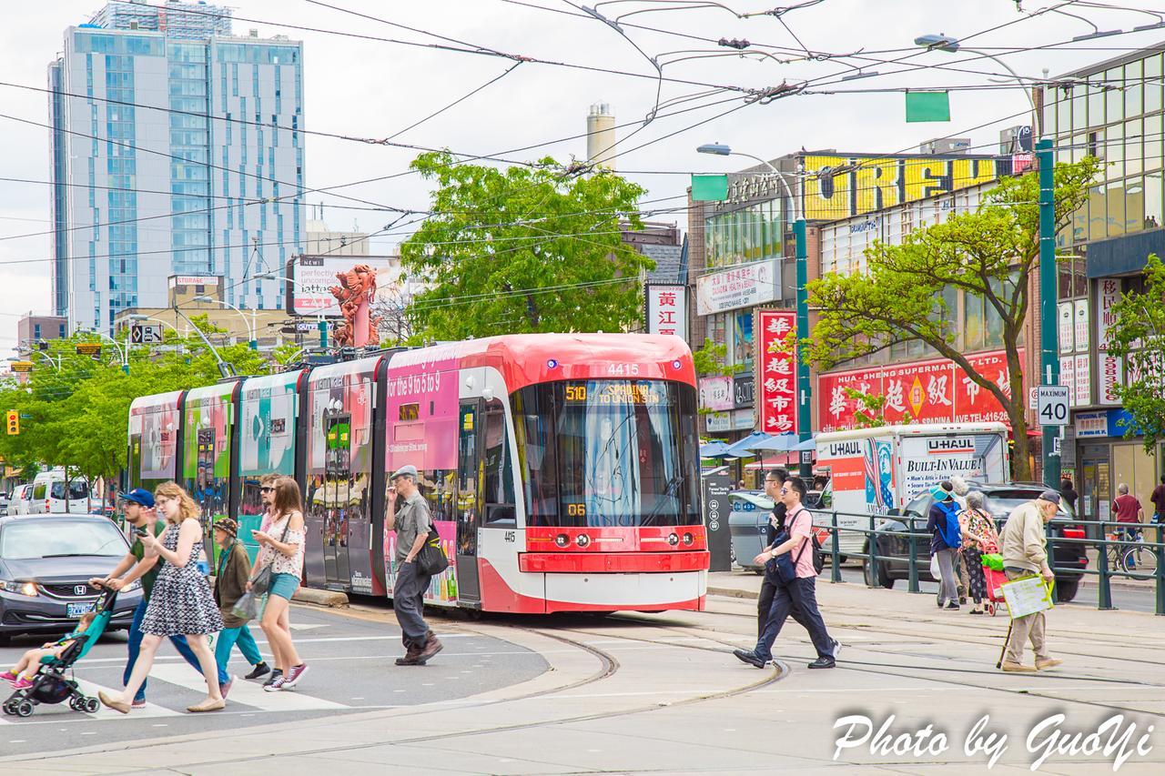 Toronto Chinatown Inn Екстериор снимка